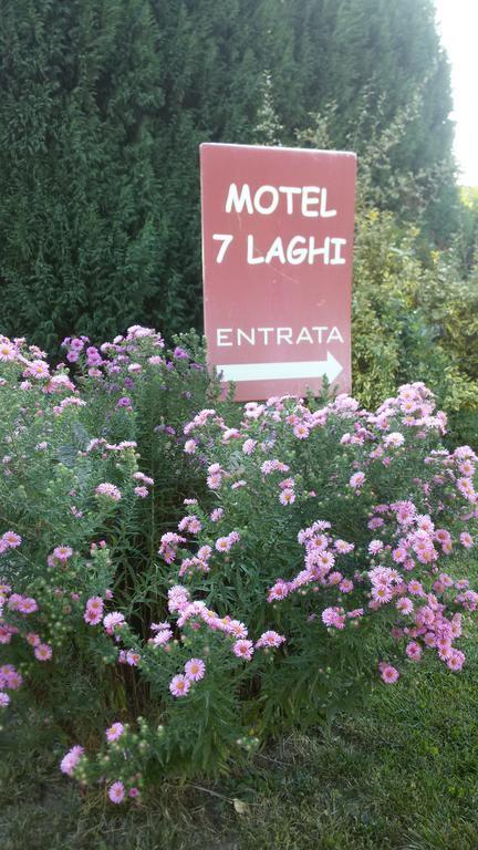 Motel 7 Laghi 카스텔레토디브란두조 외부 사진